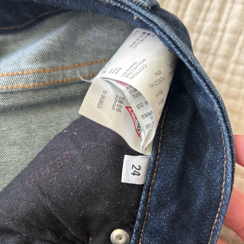Guess Jeans, size 24 - Picture 4 of 4
